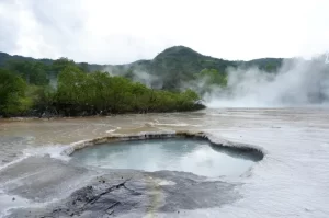 Menjelajahi Pesona Kawah Nirwana Suoh di Lampung