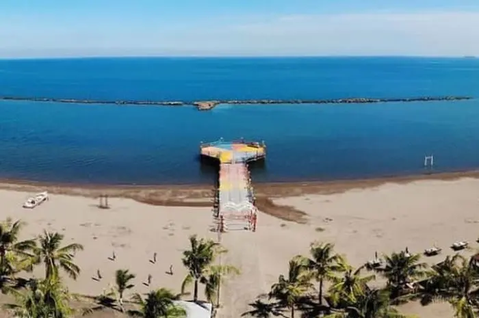 Pantai Akkarena, Surga Liburan dengan Pesona Golden Sunset di Makassar