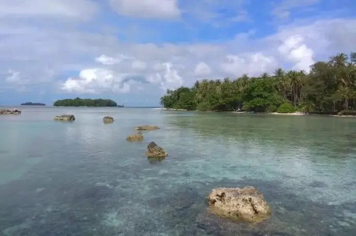 Pulau Harapan, Pulau Eksotis dengan Edukasi Konservasi Biota Laut di Kepulauan Seribu